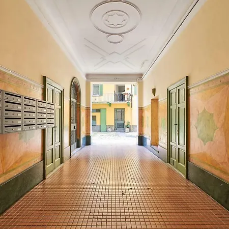 Casa Vacanza Del Barone Via San Bernardino 19 * Bergamo